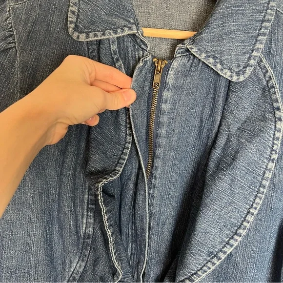 JH Collectibles Full Zip Women’s Denim Draped Ruffle Jacket Blue Size 10 Cotton - Picture 3 of 7